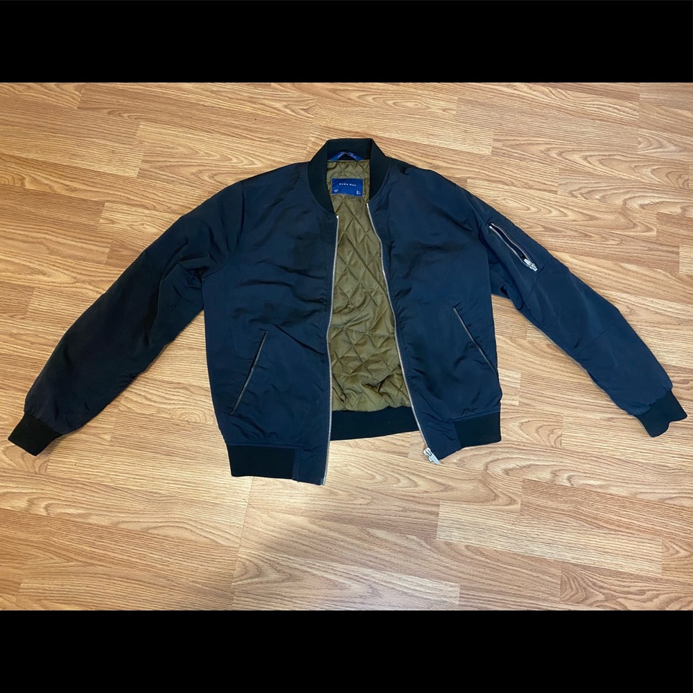 Zara bomber jacket. Size L (Large)